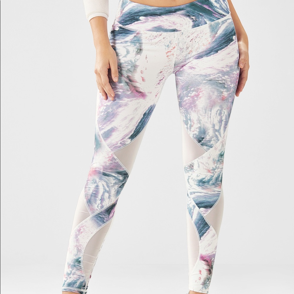 ***NEW*** Mid-rise Mesh Powerhold Legging